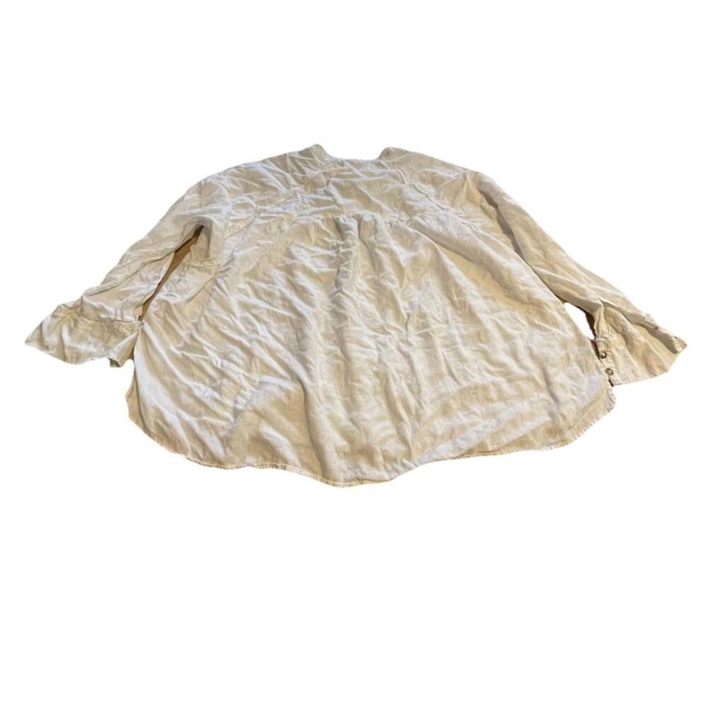 We the Free People Keep it Simple Button Down off White shirt Size S H74 - Picture 3 of 4